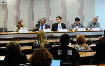 Fim da obrigatoriedade de homologação das rescisões traz prejuízos para trabalhadores